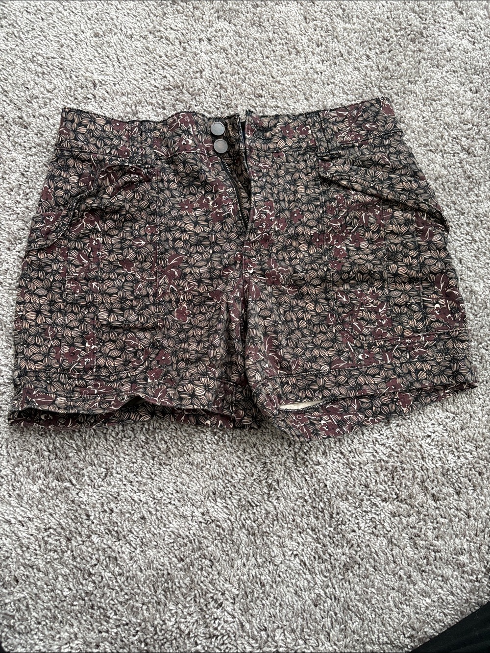 Democracy Floral Print Women's Shorts in Burgundy and Beige